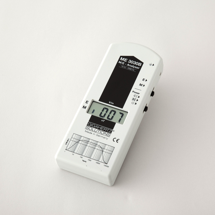 eME3030B